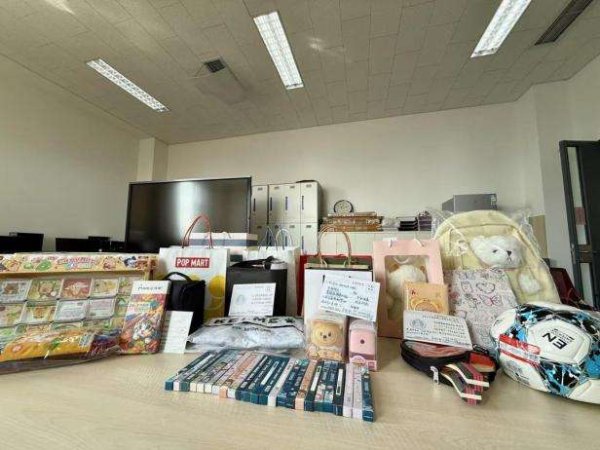 要配资 从“送物资”到“留教材”，天津财经大学跨越3788公里点亮“微梦想”