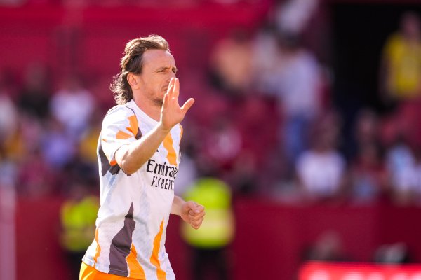 金鼎配资 弗洛伦蒂诺：魔笛的传奇铭刻进皇马队史，他永远留在皇马球迷心中