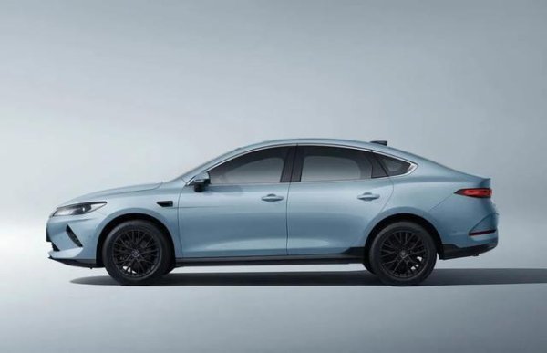 华生证券 8万预算选什么？聪明的年轻人已经开上这4款新能源车了